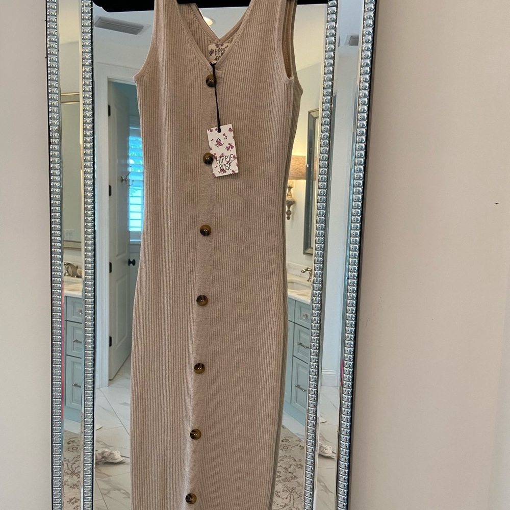 BNWT Hippie Rose knit dress